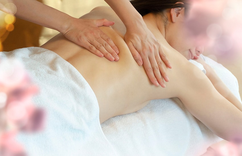 Enjoy at Japanese Massage at Sakura Day Spa