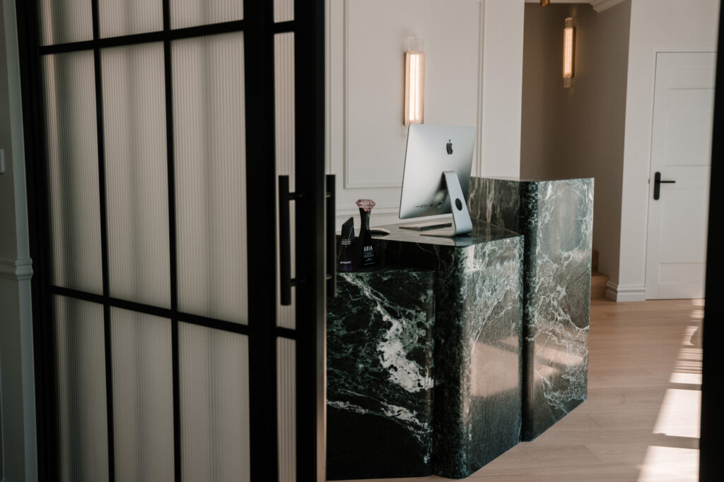 Injxu Gladesville 00077